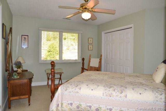 345 Blue Ridge Drive - Photo 14