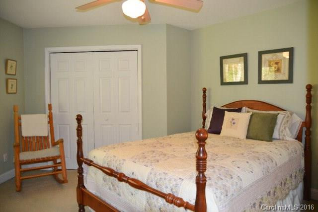 345 Blue Ridge Drive - Photo 16