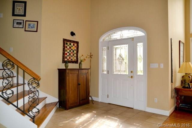 345 Blue Ridge Drive - Photo 7