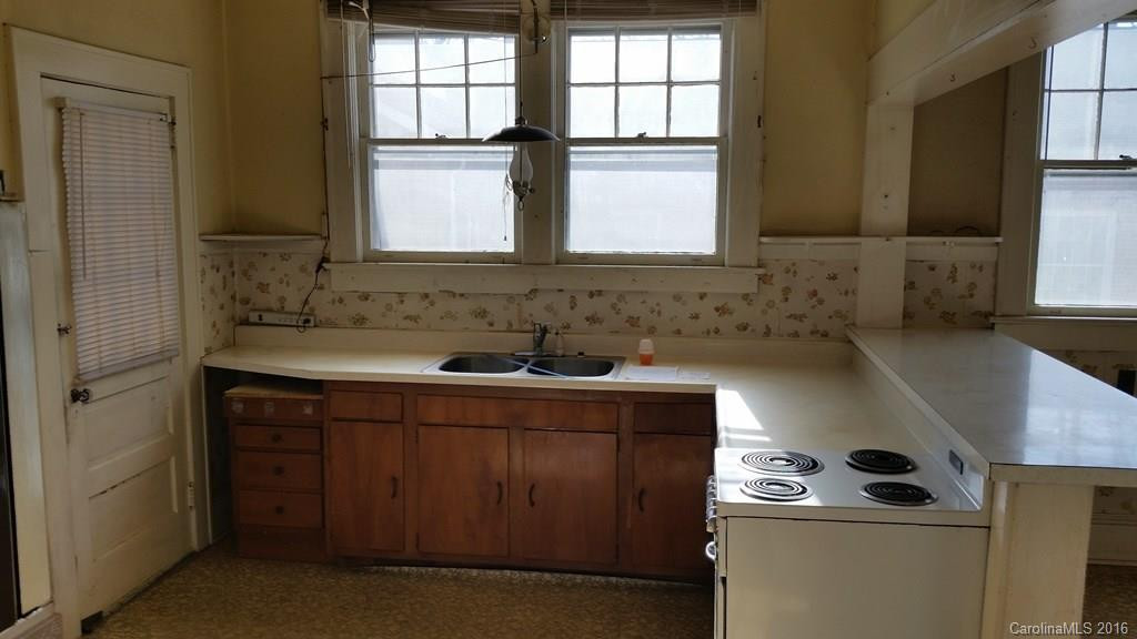 336 1st Avenue - Photo 5