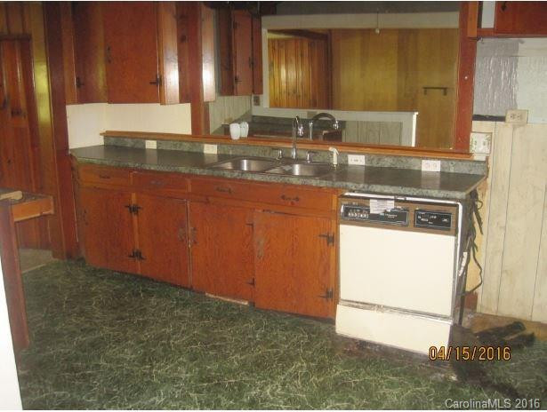 811 Montreat Road - Photo 2