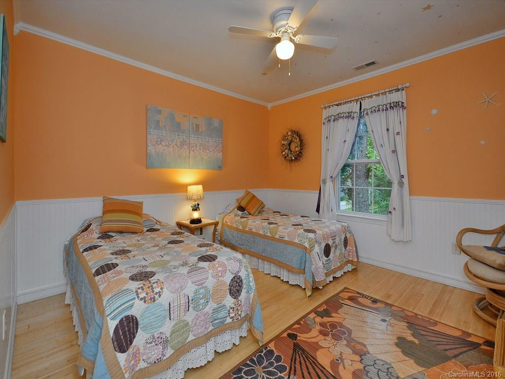 636 Shawn Rachel Parkway - Photo 13