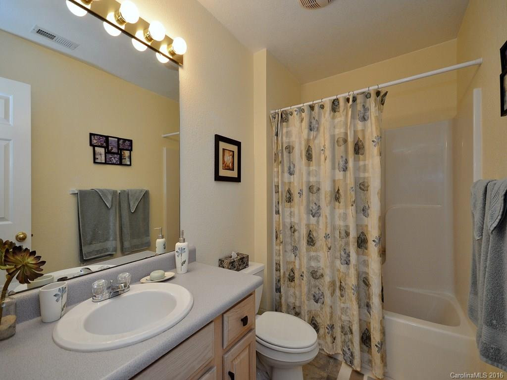 636 Shawn Rachel Parkway - Photo 15
