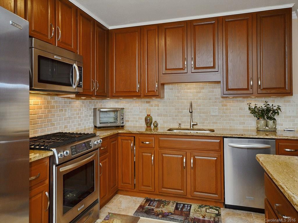 636 Shawn Rachel Parkway - Photo 9