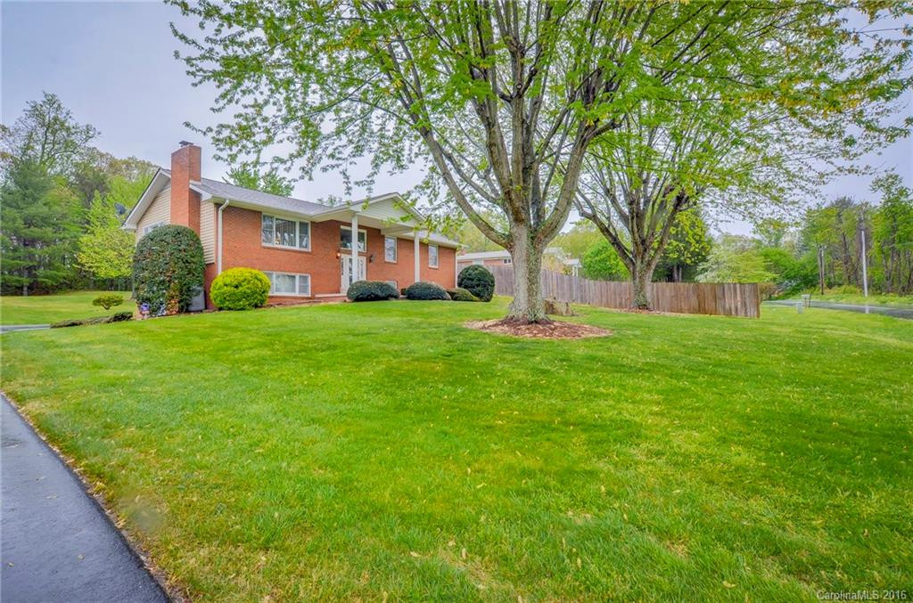 18 Shawnee Trail