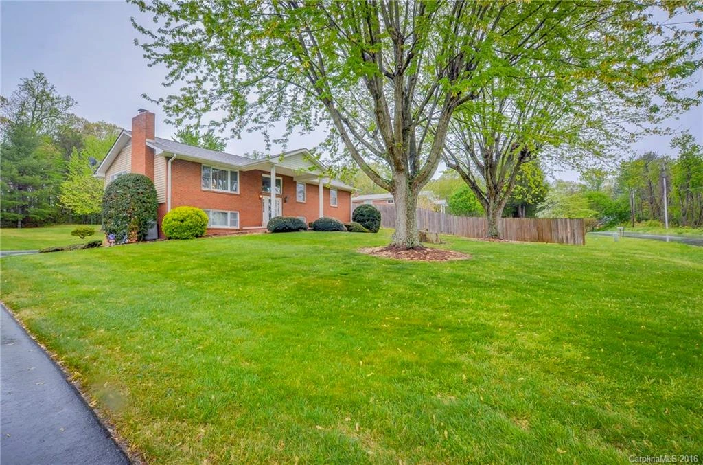 18 Shawnee Trail