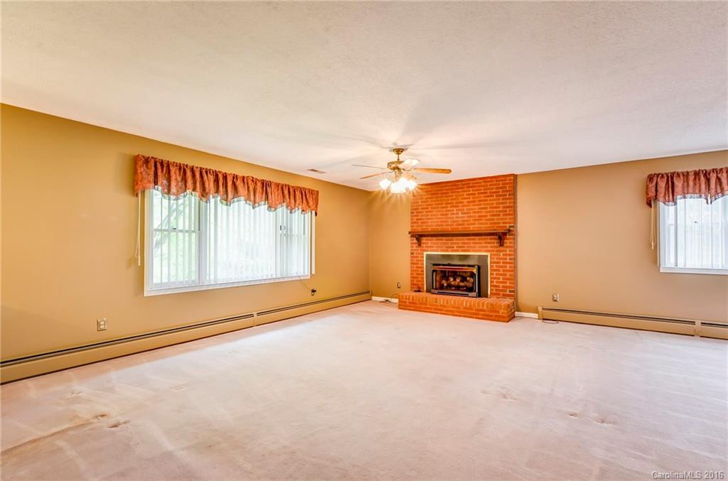 18 Shawnee Trail - Photo 3