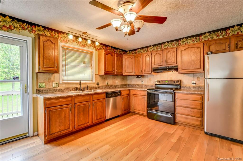 18 Shawnee Trail - Photo 6