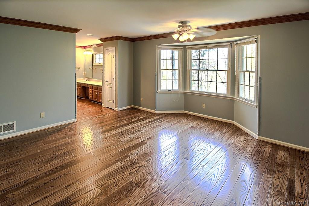 102 Brewster Circle - Photo 10