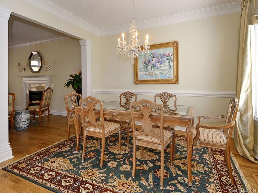 19 Tiverton Lane - Photo 8