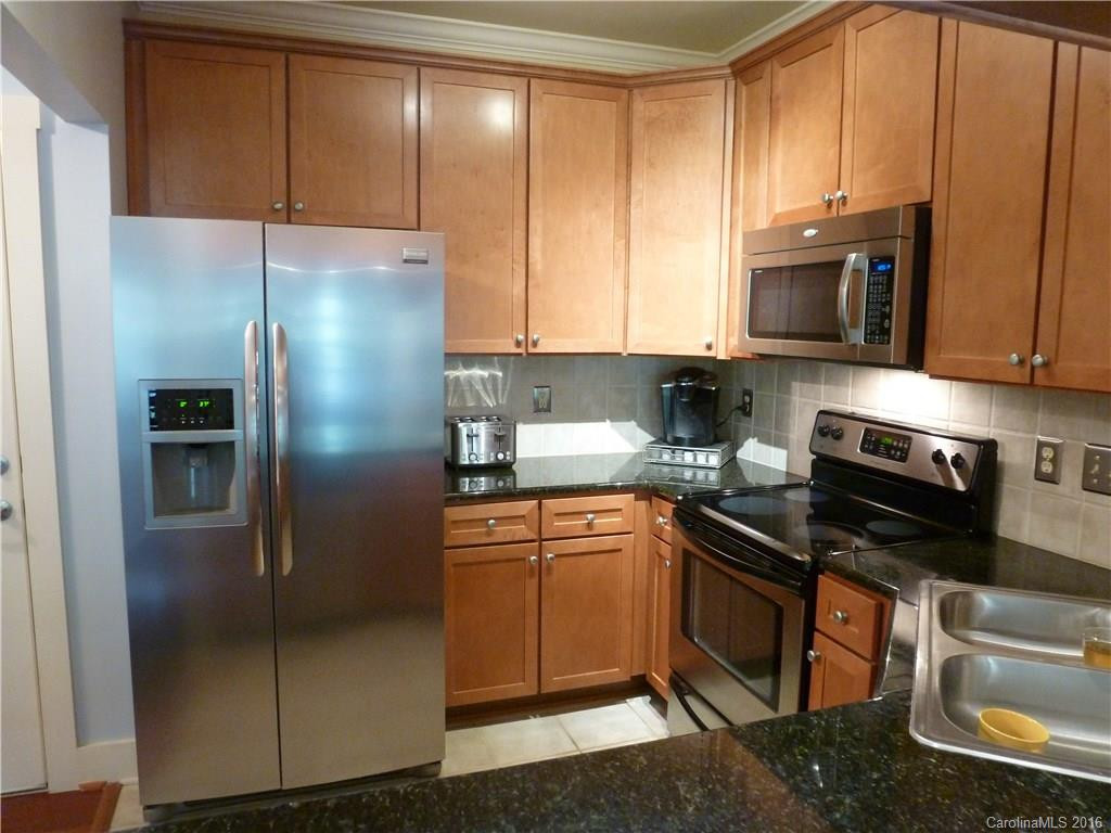 9 Kenilworth Knoll #315 - Photo 4