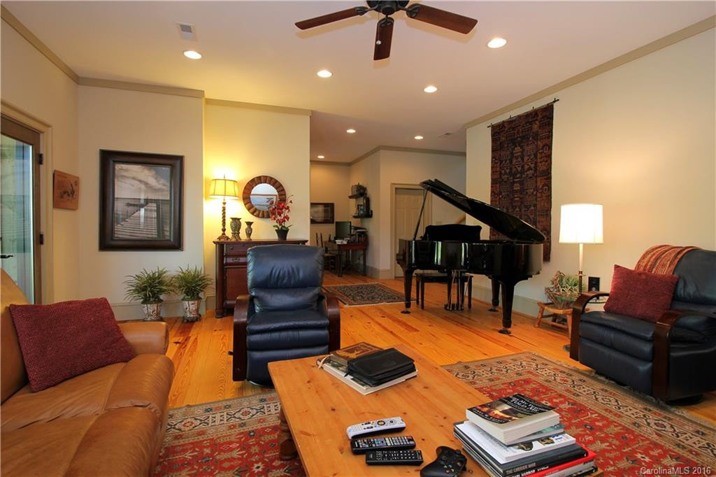 472 High Camps Drive #20 - Photo 8