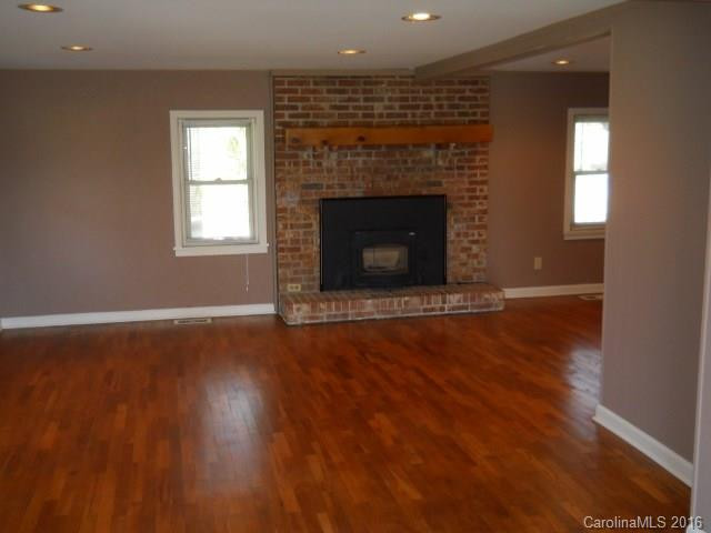 353 Island Ford Road - Photo 2