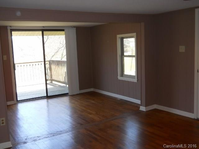 353 Island Ford Road - Photo 4