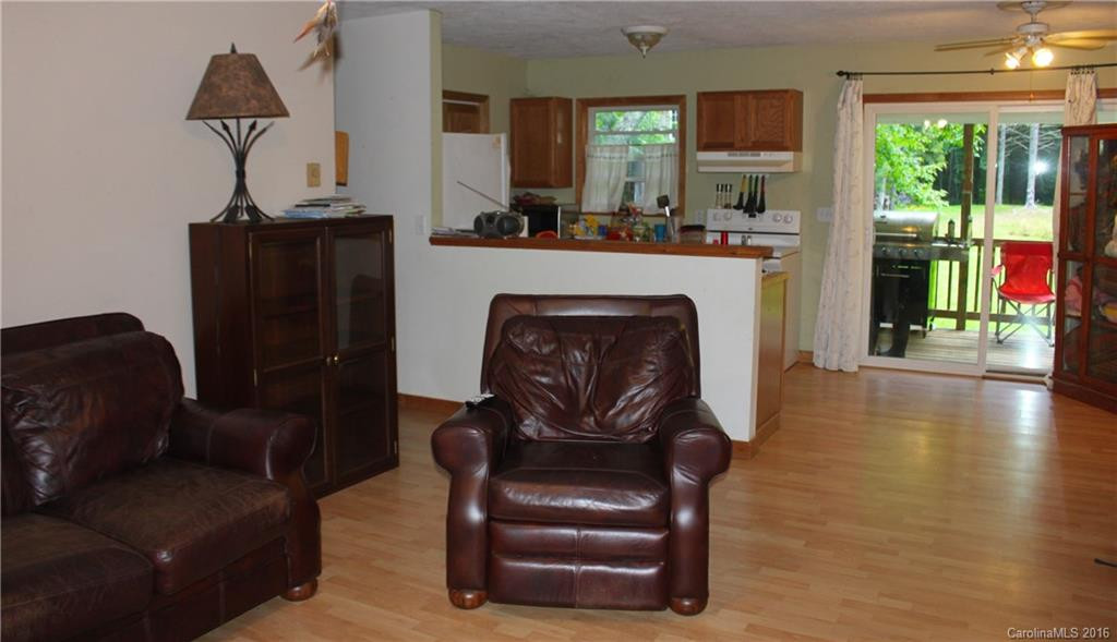 23 Mountain Meadow Lane - Photo 8