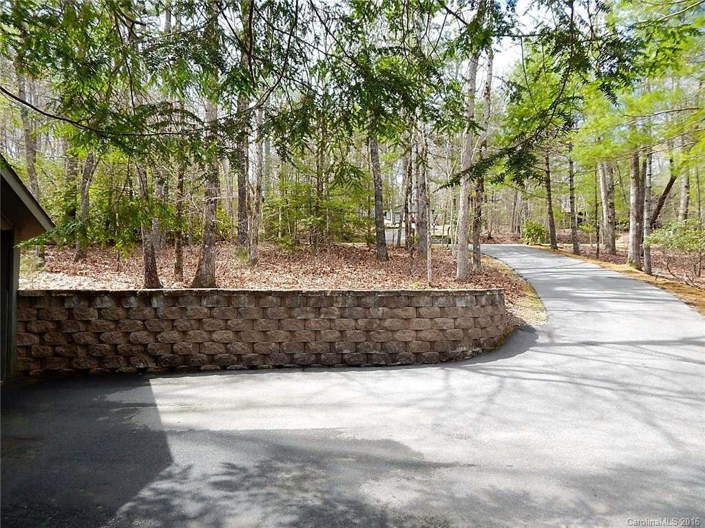 1368 Cardinal Road - Photo 2