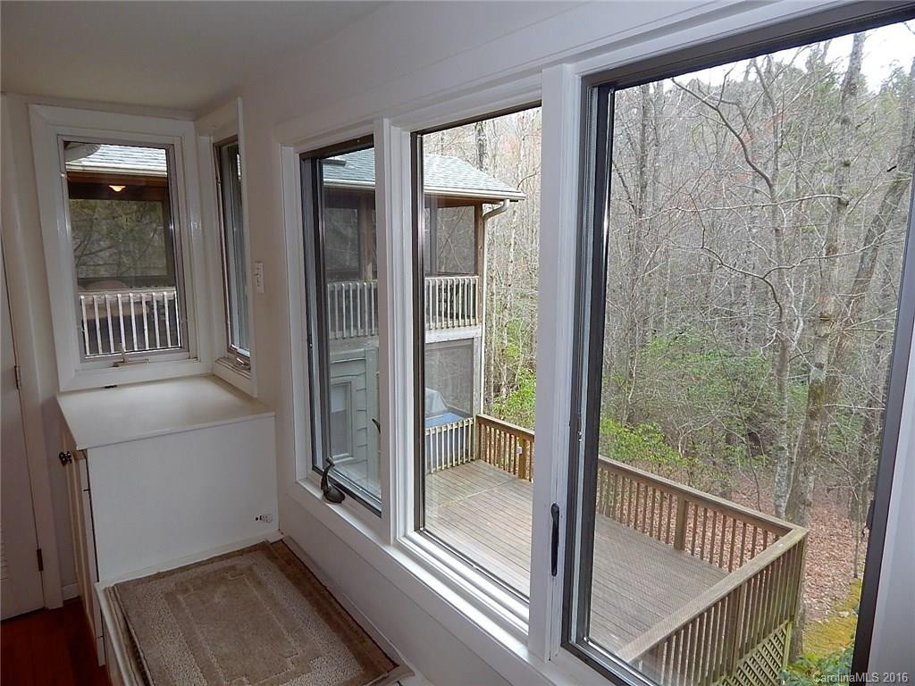 1368 Cardinal Road - Photo 15