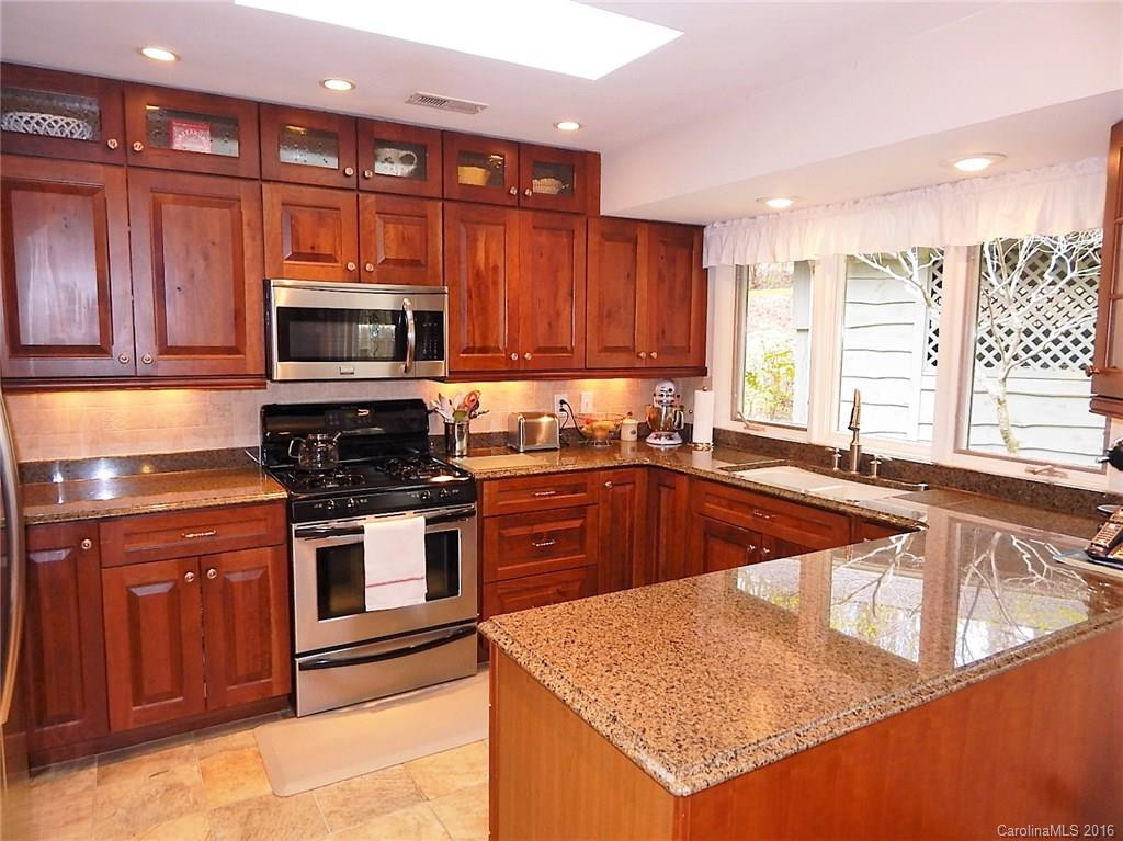 1368 Cardinal Road - Photo 8