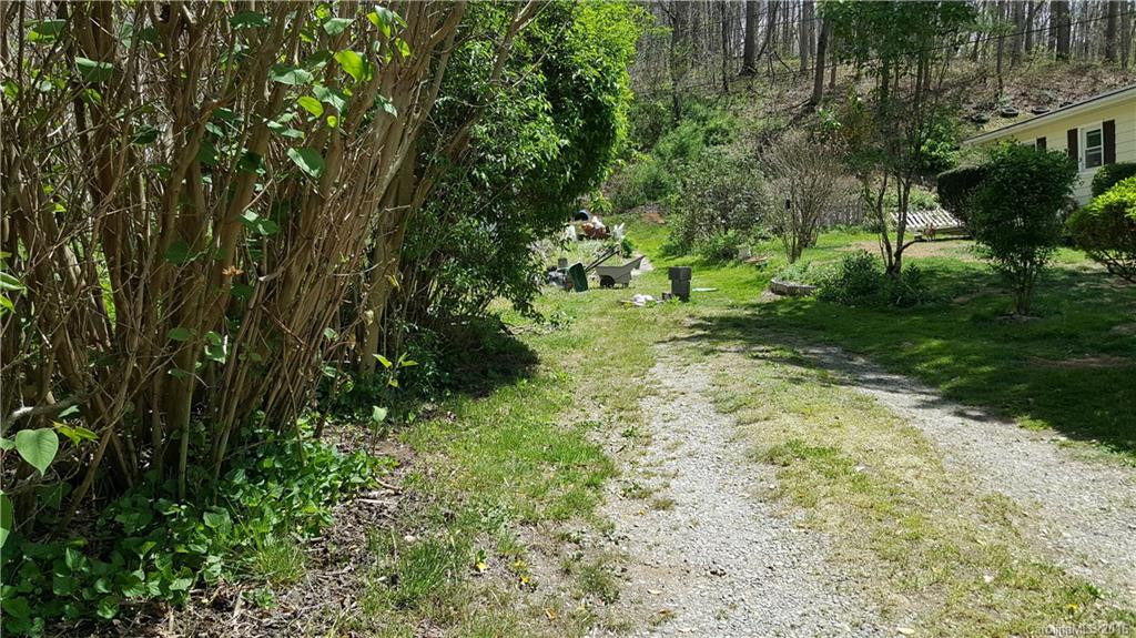 192 Hillside Road - Photo 8