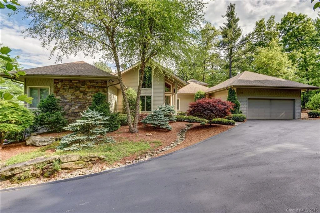 100 Hickory View Lane