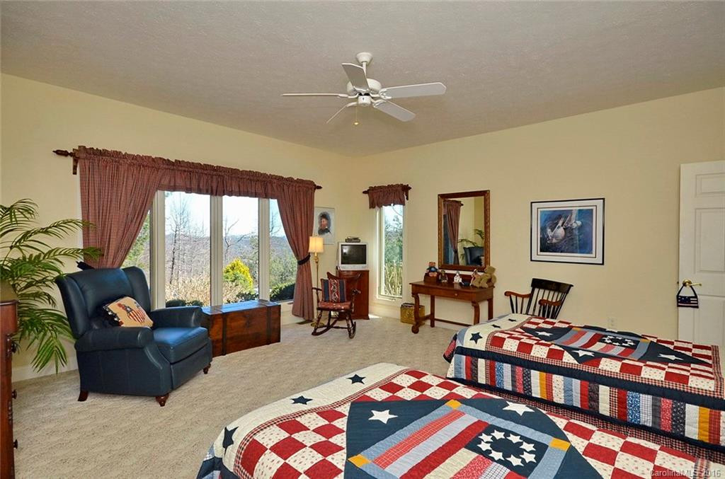 100 Hickory View Lane - Photo 16