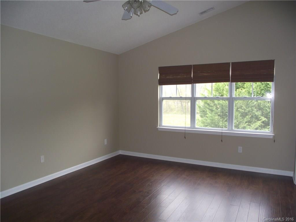 76 Clear Creekside Drive - Photo 8