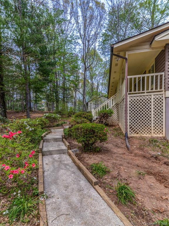 9 Wildwood Lane - Photo 2