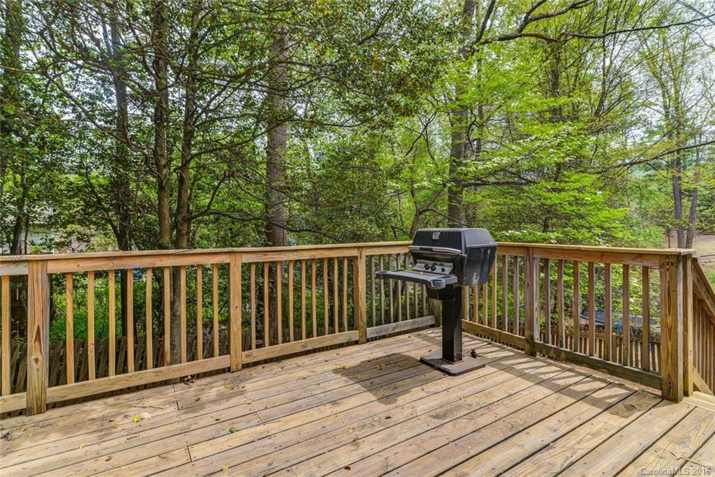 9 Wildwood Lane - Photo 14