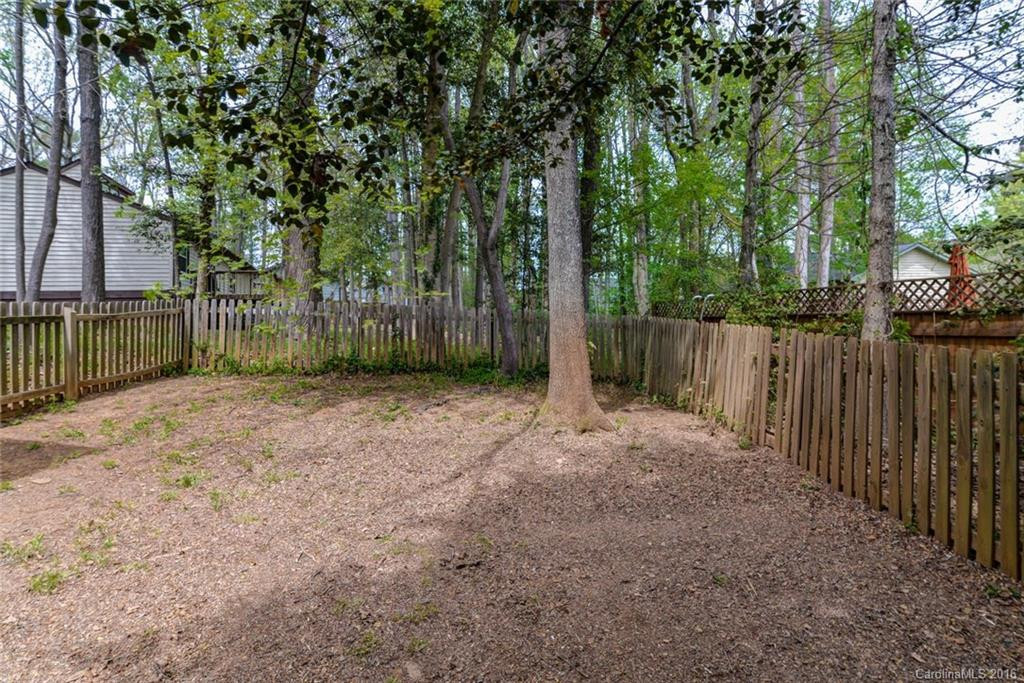 9 Wildwood Lane - Photo 17