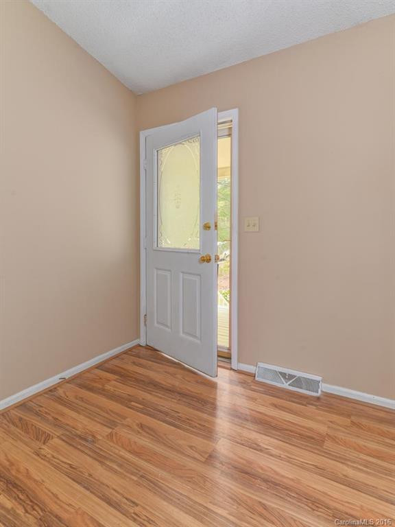 9 Wildwood Lane - Photo 4