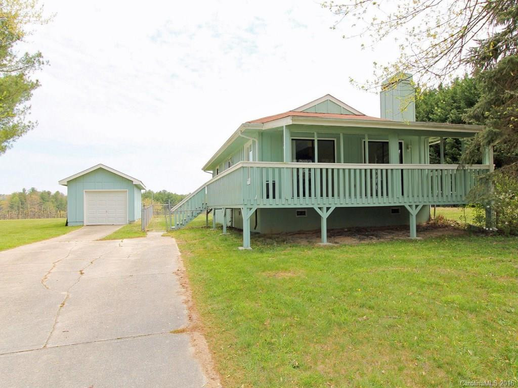5 Apple Blossom Lane