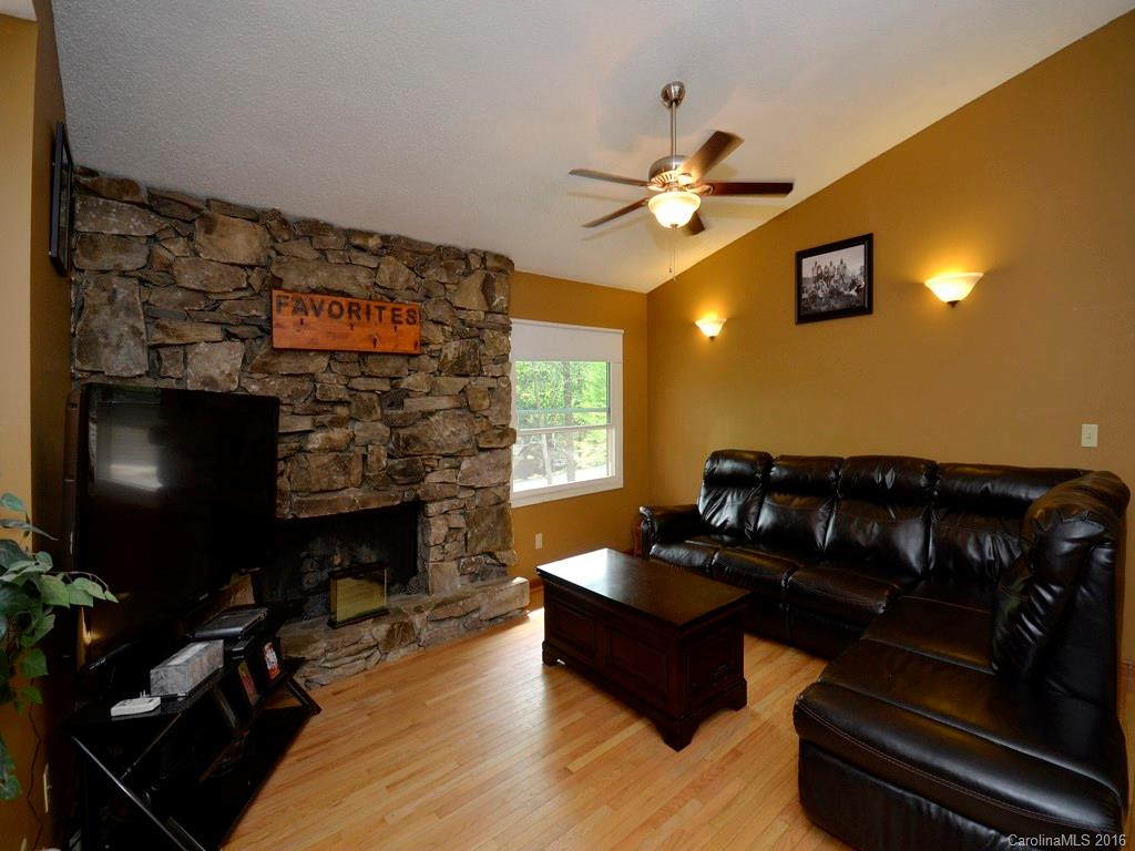 16 Wildwood Circle - Photo 5