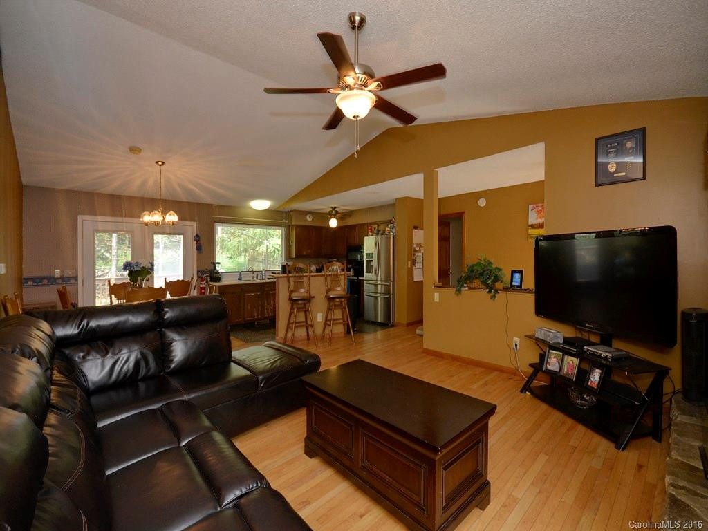 16 Wildwood Circle - Photo 6