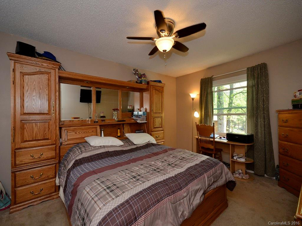 16 Wildwood Circle - Photo 7