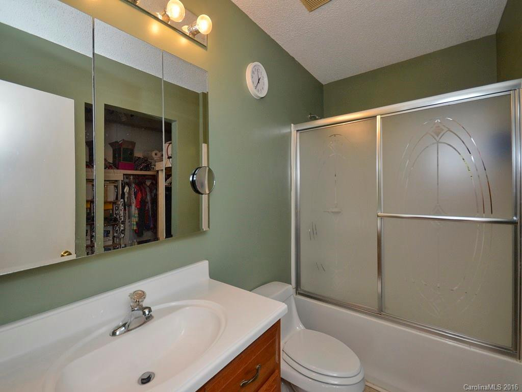 16 Wildwood Circle - Photo 8