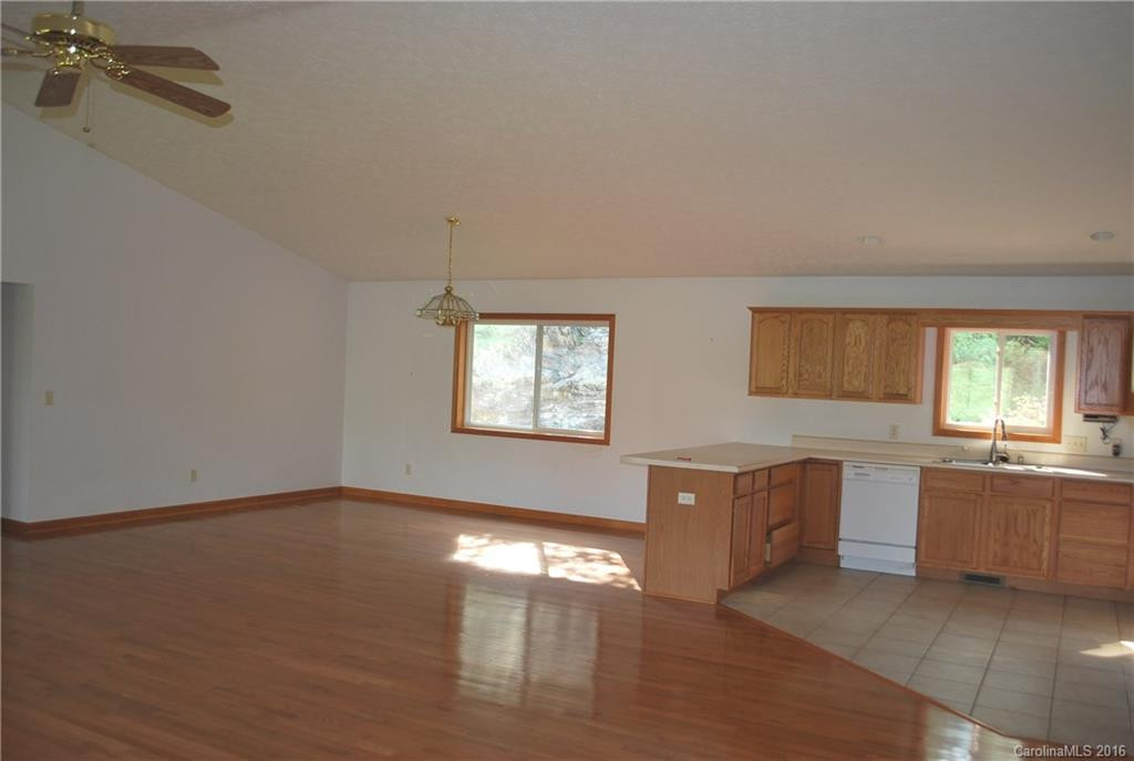 250 Bannock Drive - Photo 3