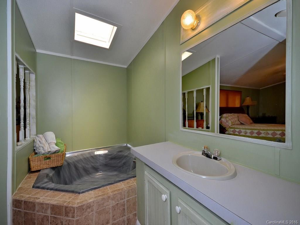 138 Mount Hope Drive - Photo 7