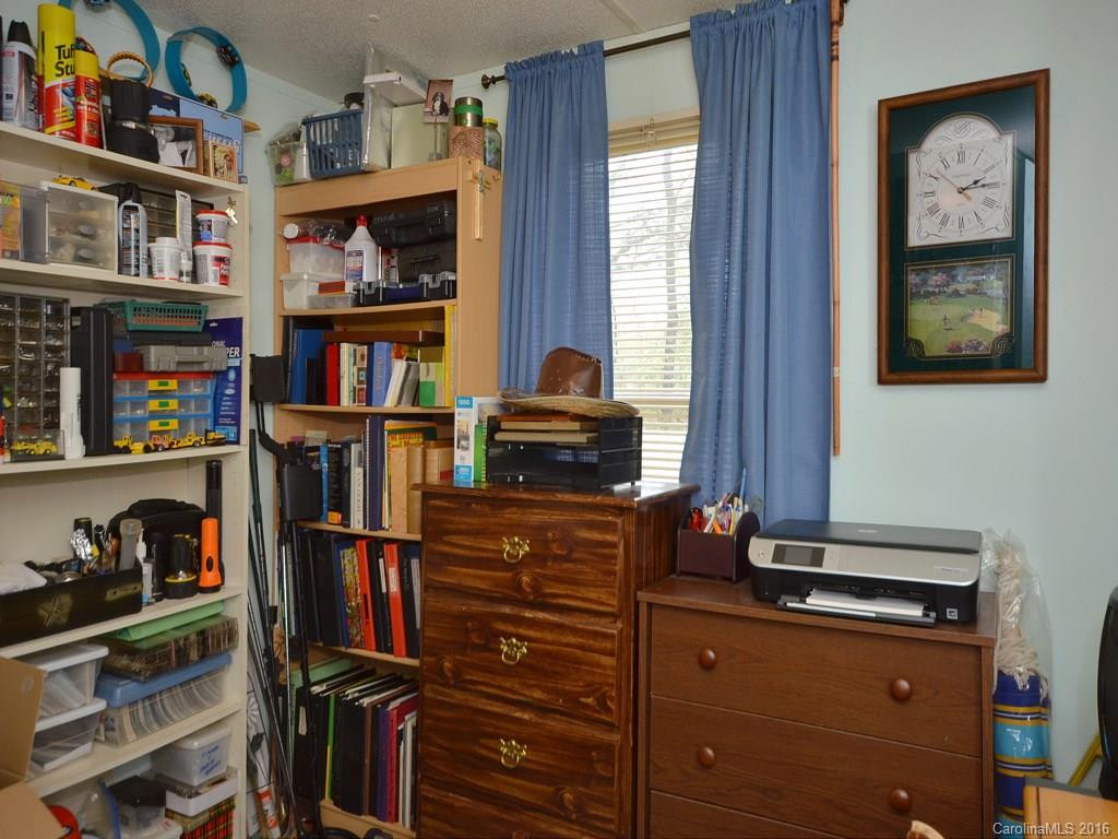 138 Mount Hope Drive - Photo 9