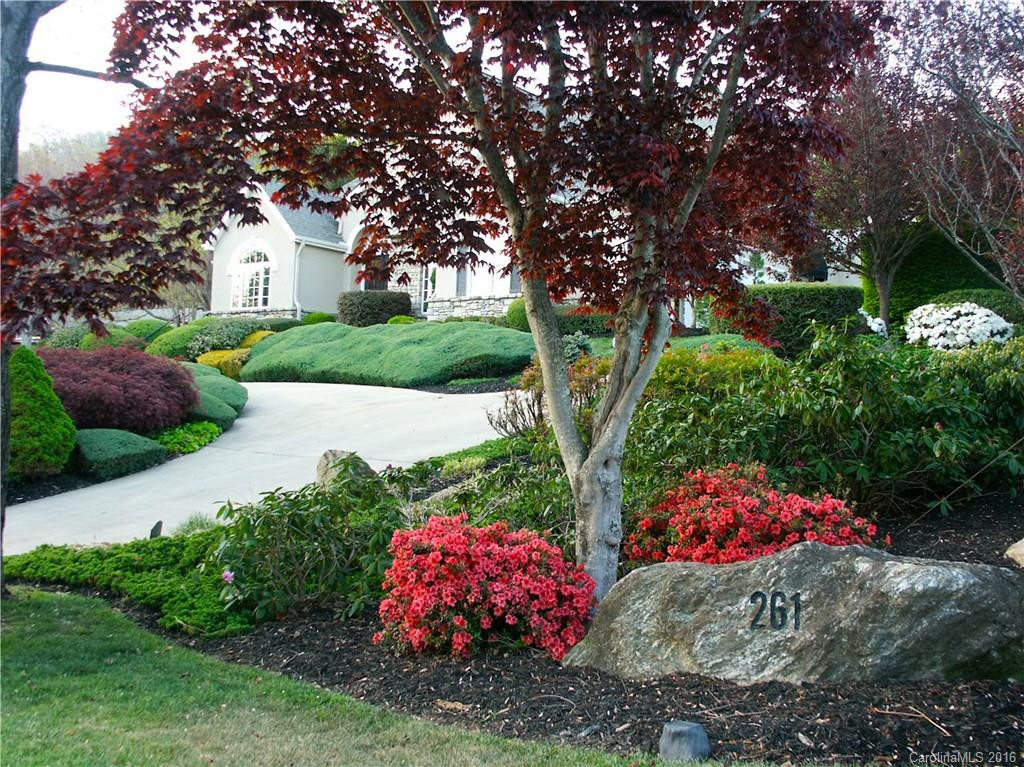 261 Midland Drive - Photo 2