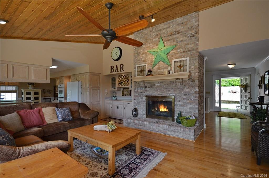 2230 Cumming Woods Lane Lane - Photo 6