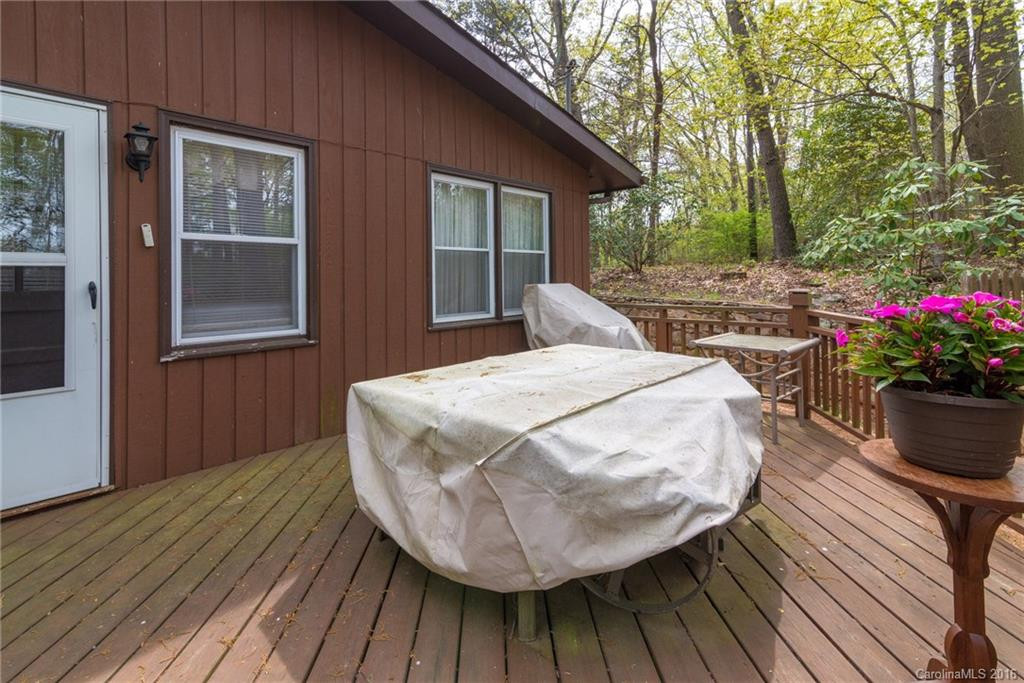7 Holly Hill Drive - Photo 18