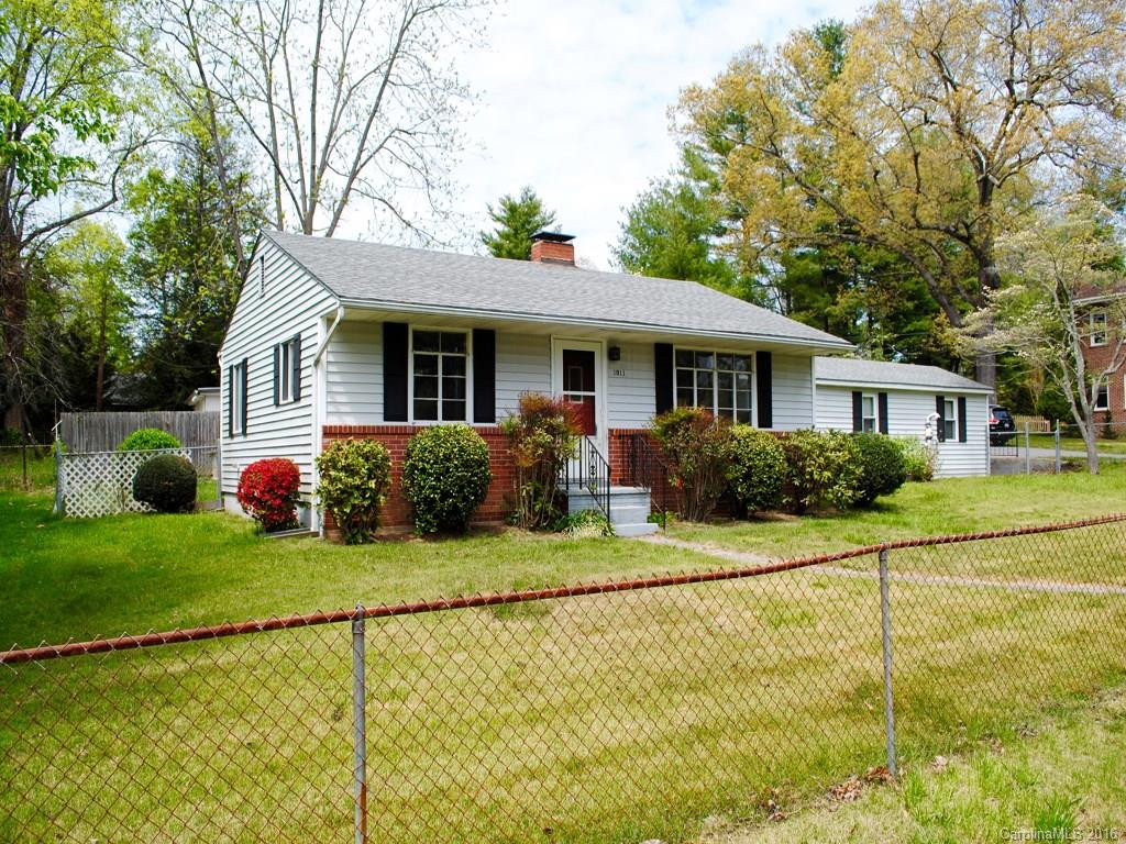 1011 Cherokee Drive