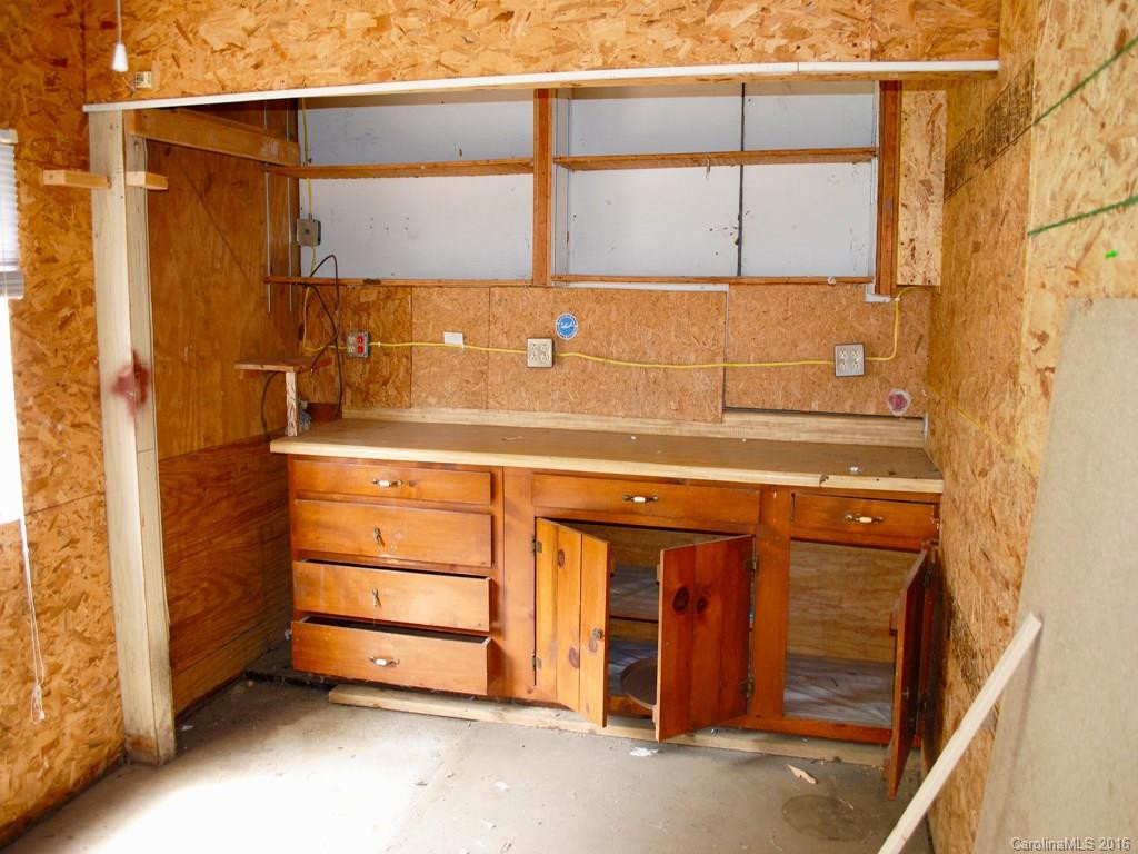 1011 Cherokee Drive - Photo 6