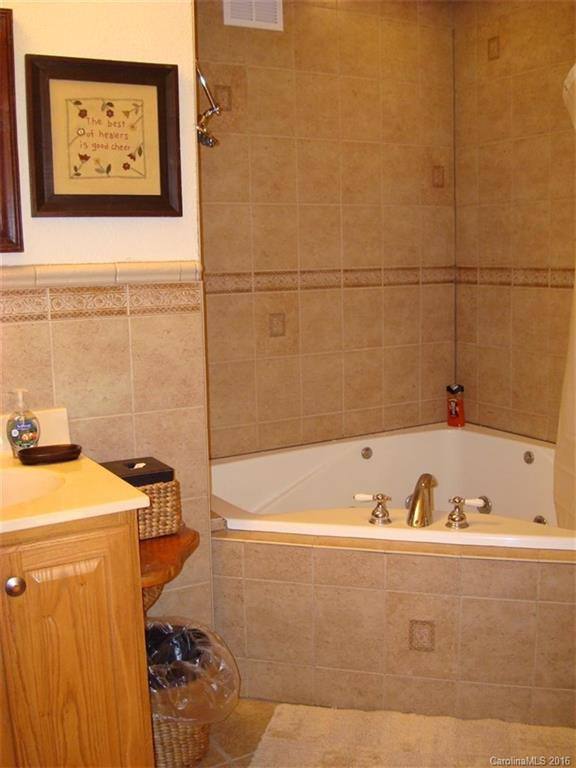 21 Scenic Wolf Ridge Drive #2 - Photo 11