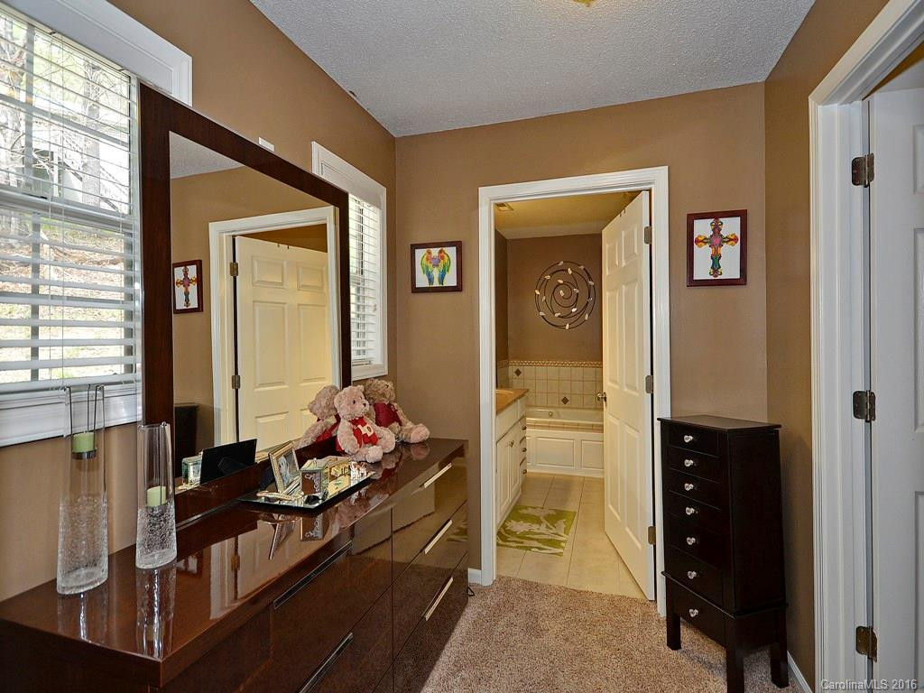 105 Lone Eagle Lane - Photo 15