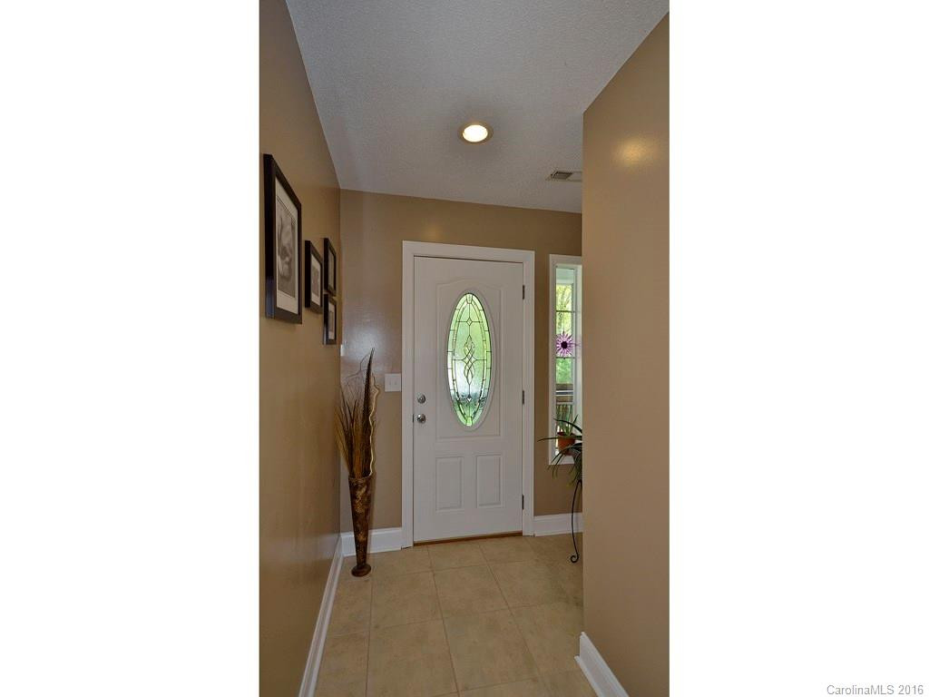 105 Lone Eagle Lane - Photo 3