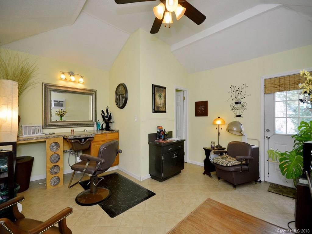 392 Lower Grassy Branch - Photo 16
