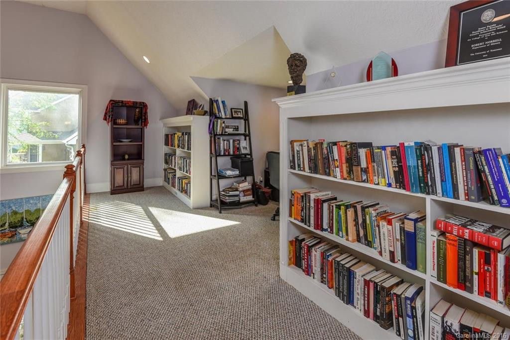 38 Rose of Sharon Way - Photo 11