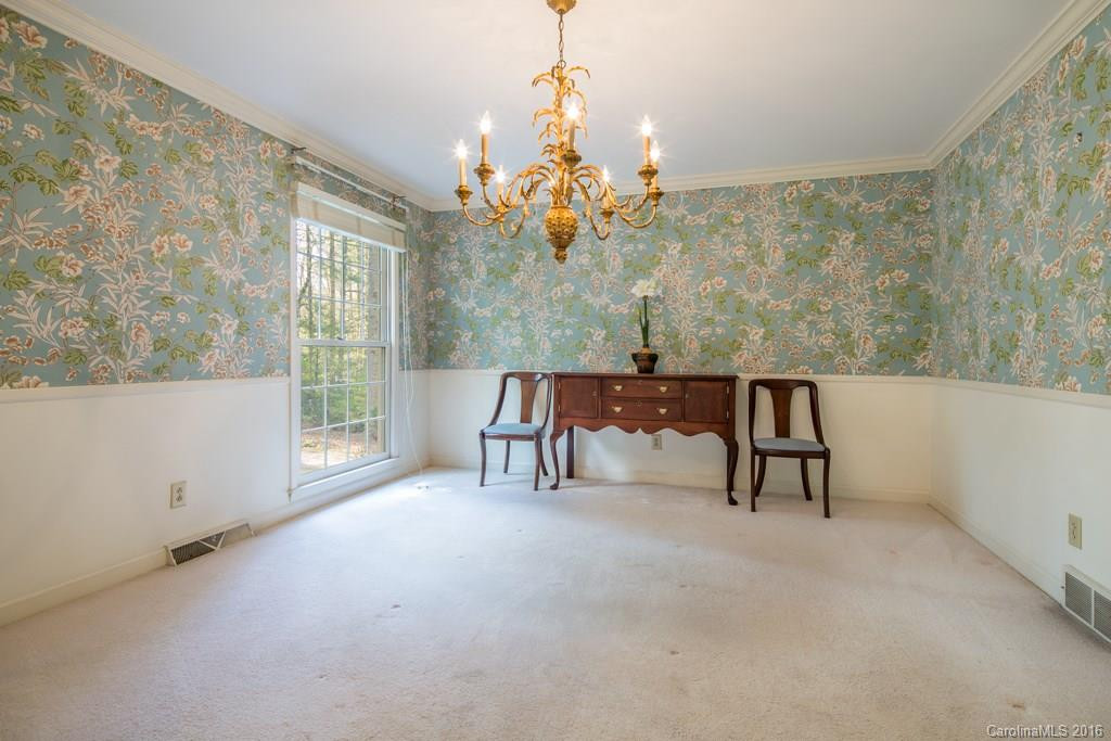 28 Ridgewood Place - Photo 2