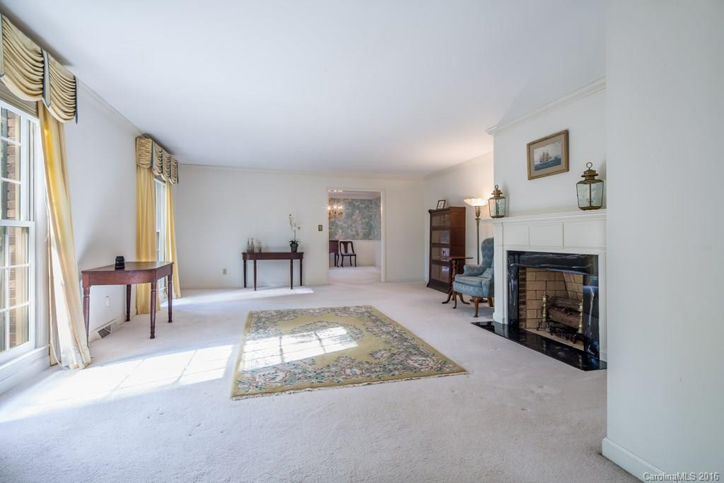 28 Ridgewood Place - Photo 3